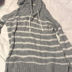 Knitted pullover